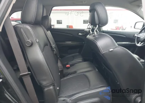 2019 Dodge Journey Crossroad z USA, uszkodzony, nr VIN 3C4PDCGG2KT763506